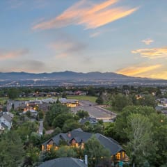 Historic Sandy Estate | Mountain Views + Speakeasy