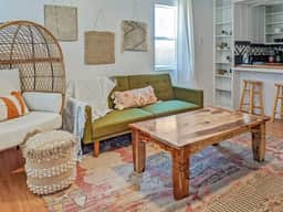 Pet-Friendly Near Zion | Hot Tub in Downtown Kanab - Image 2