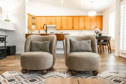 Great Green Mountain Retreat + Game Room + Hot Tub