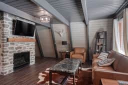 J10-Jackpot Cabin | Snowmobile Delivery & Discounts
