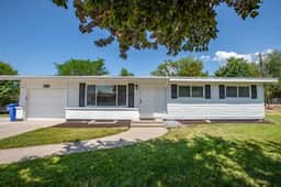Long Stays: Pet-Friendly, Modern 3BD Home