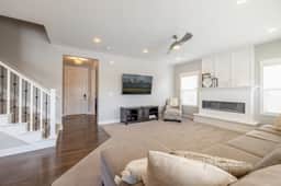 Luxury Living: Stunning Home by Oquirrh Mountain & Temple