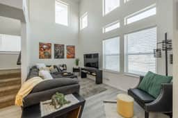 Month to Month Rental - Fire Pit, New Kitchen, Close to Salt Lake & Skiing