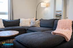 Newly Built Chic Utah Valley Gem l Theo