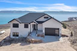 Private Bear Lake View Retreat