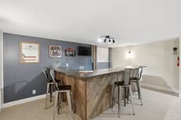 Saddle House with Saloon | Hot Tub | Fireplace | Ideal Ski Location