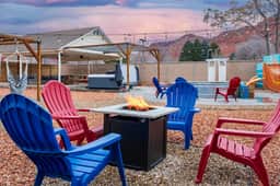 Short or Long-Term Ready | Dessert Retreat | Pets | Hot Tub