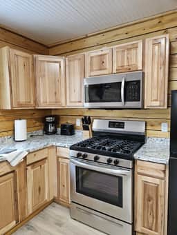 The Reel Retreat - Cabin 8+Grill|Close to Fishing