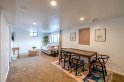 Cozy Stay | Patio | Full Kitchen | Long Term Ready - Image 2