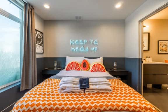 The Dopest Studio in SLC: Fast Wi-Fi & Ultimate Comfort - Image 1