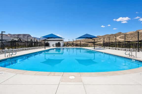 Near Zion & Sand Hollow | 3 King Suites + Pool - Image 1