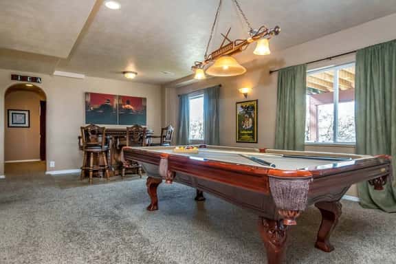 Large Draper Retreat | Hot Tub, Theater & Views - Image 1