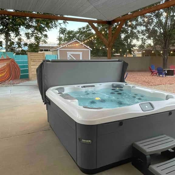 Pet-Friendly | Hot Tub | Near Zion & Kanab - Image 1