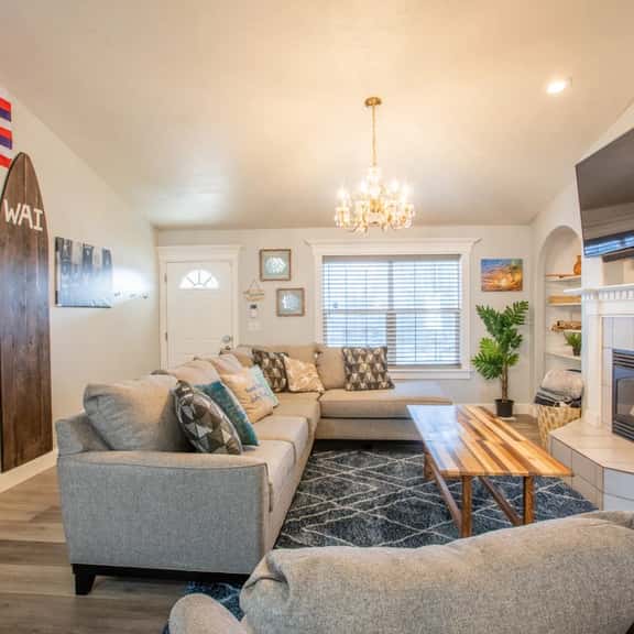 Hawaiian Surfer Haven| Family Stay Near Slopes - Image 1