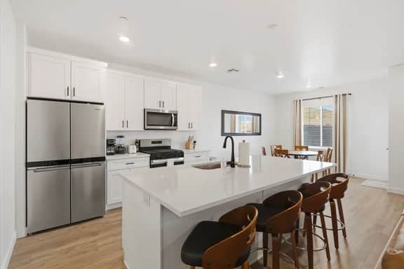 Affordable Zion Base | Sleeps Groups