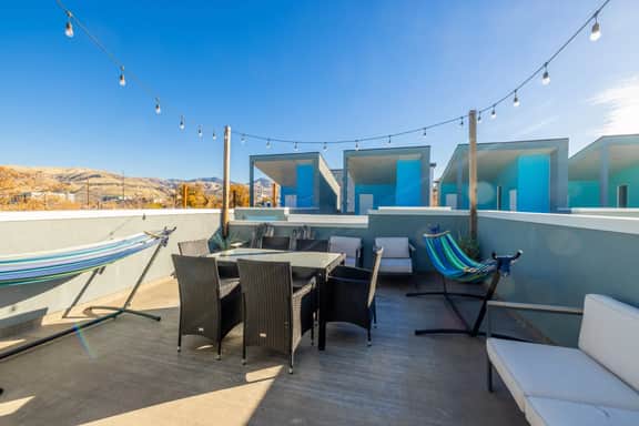 Downtown SLC Townhome + Rooftop Hot Tub