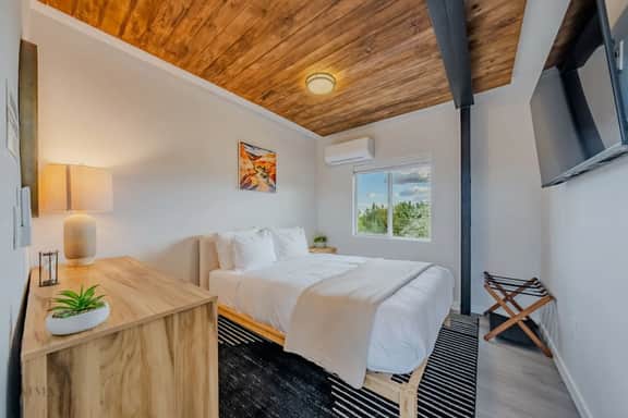 Kanab Cube | Cozy Winter Stay Near Zion & Bryce