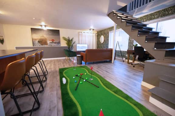 Lone Peak View | Pickleball + Putting Green