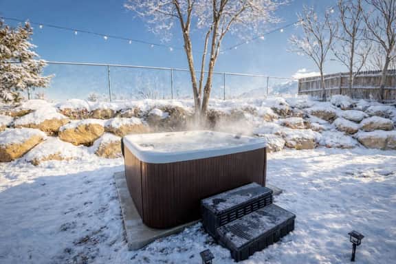 Meeting Place | Sleeps 17+ | Hot Tub & Theater Room