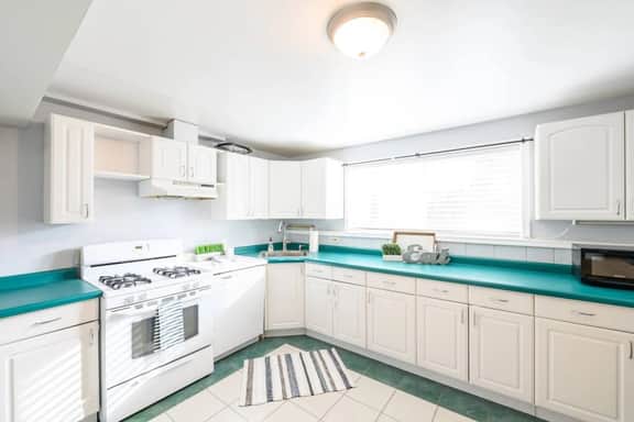 Near Cottonwood Canyons | Private 2BR Escape