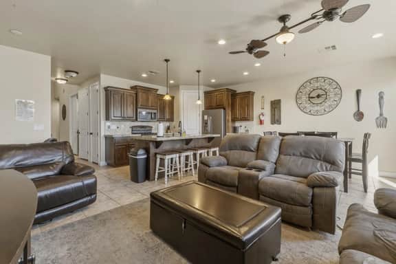 Pool Getaway to Zion w/ Private Hot Tub & BBQ