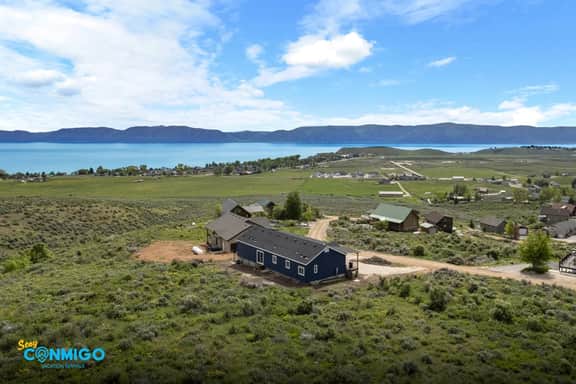 Bear Lake Retreat | Lake Views & Games - Image 5