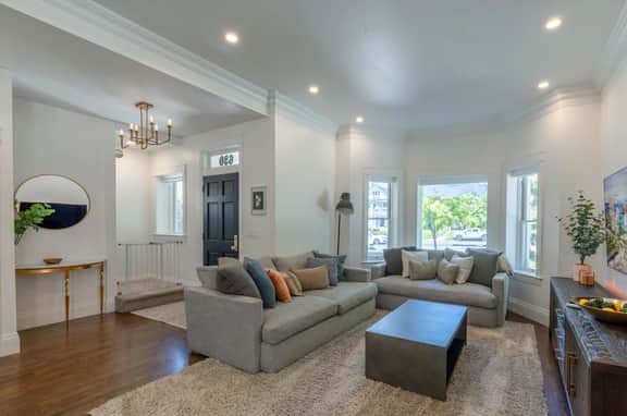 Stay at a Lovely Victorian home -Great Godfrey - Pets allowed|Hot Tub|Office|EV Charger