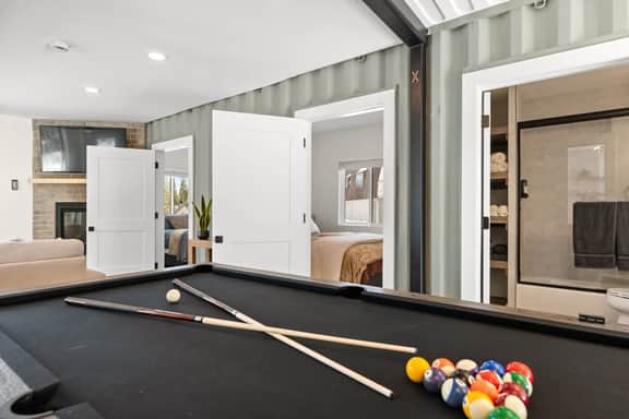 Summer Getaway | Pool Table, Foosball & Views