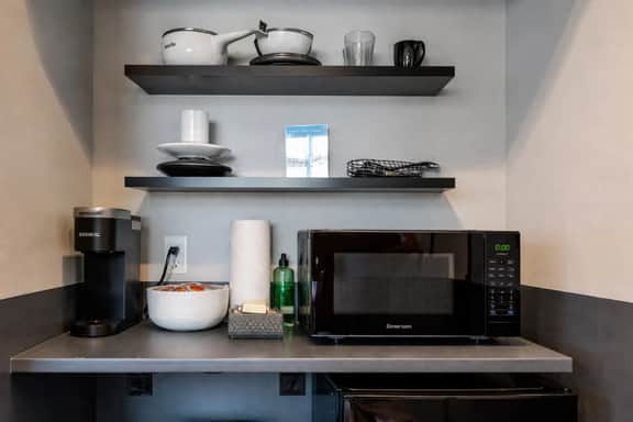 The Dopest Studio in SLC: Fast Wi-Fi & Ultimate Comfort