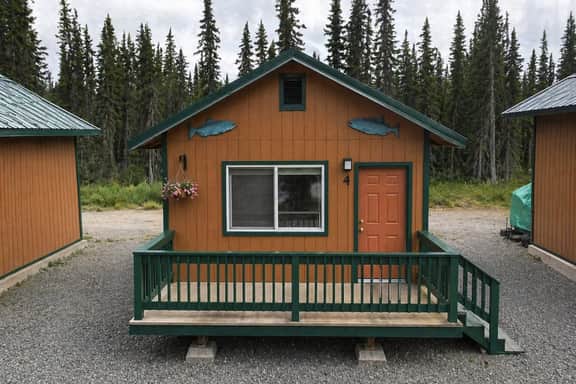Near Kenai River | Fishing & BBQ | The Tackle Box - Image 3