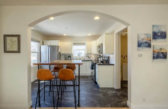 Walk to Downtown • Ski Ready • Near the U
