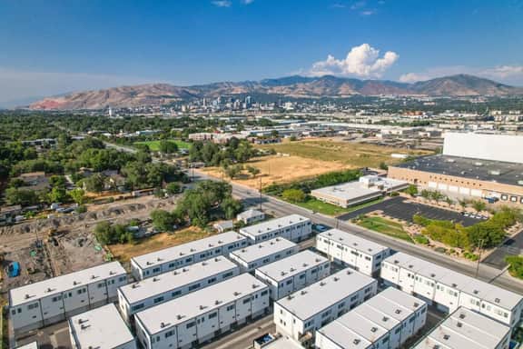 SLC Area Townhome | King Suite & Private Balcony - Image 3