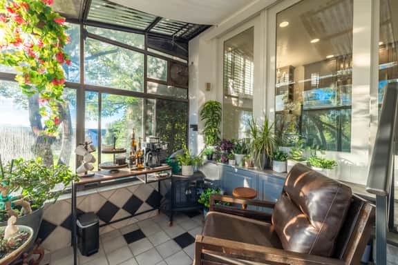 Historic Sandy Estate| Hot Tub • Speakeasy • Utah Ski - Image 2