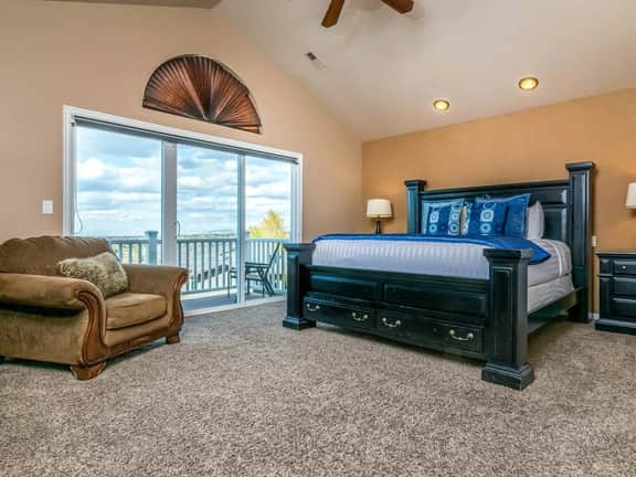Large Draper Retreat | Hot Tub, Theater & Views - Image 5