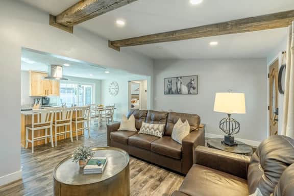 Family Game Night Getaway | Hot Tub + Billiards - Image 5