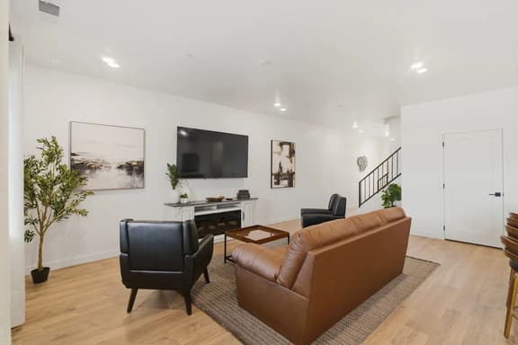 Best Value Near Zion | Clean & Convenient Home