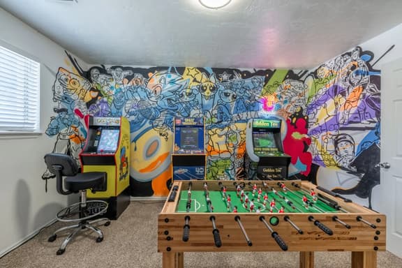 Hot Tub | Pickleball | Arcade | Sleeps 15| By BYU