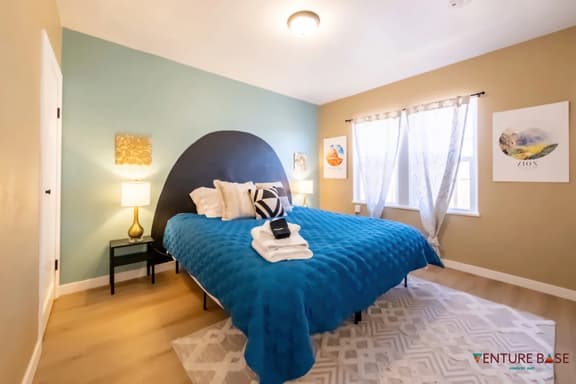 Retreat w/ Private Entrance | Zion Area | Hot Tub | Seasonal Splash Pool