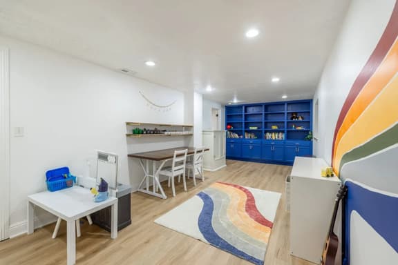 Family Home Near Trails & Parks - Image 1