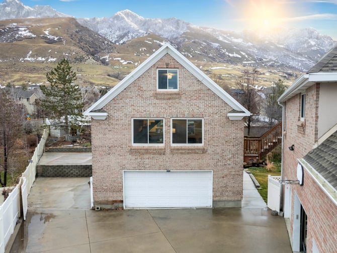 Lone Peak View